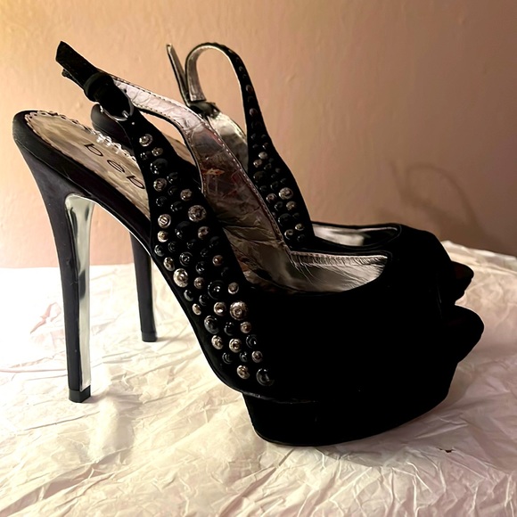 bebe Shoes - BEBE heels size 6